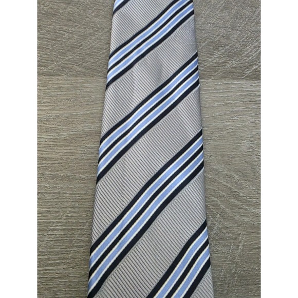 Donald J. Trump Signature Collection Silk Tie Hand Made Blue Silver Gold Bar‎ - Picture 4 of 6